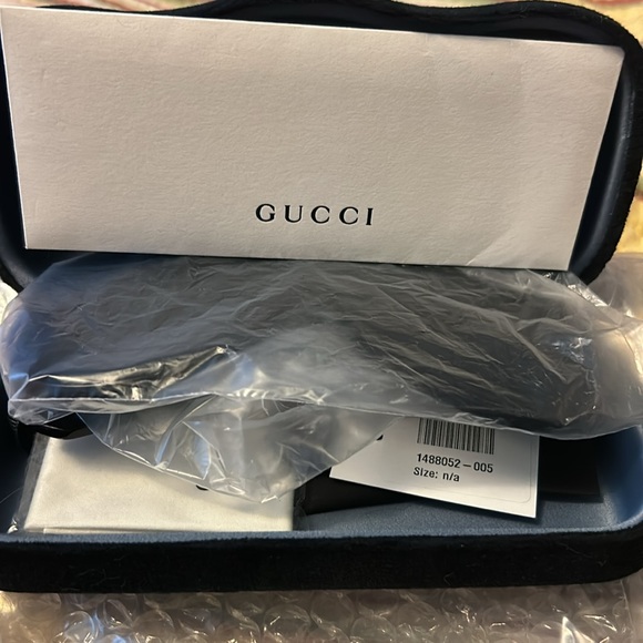 GUCCI Authentic Oversized Black Acetate Sunglasses - Picture 7 of 8